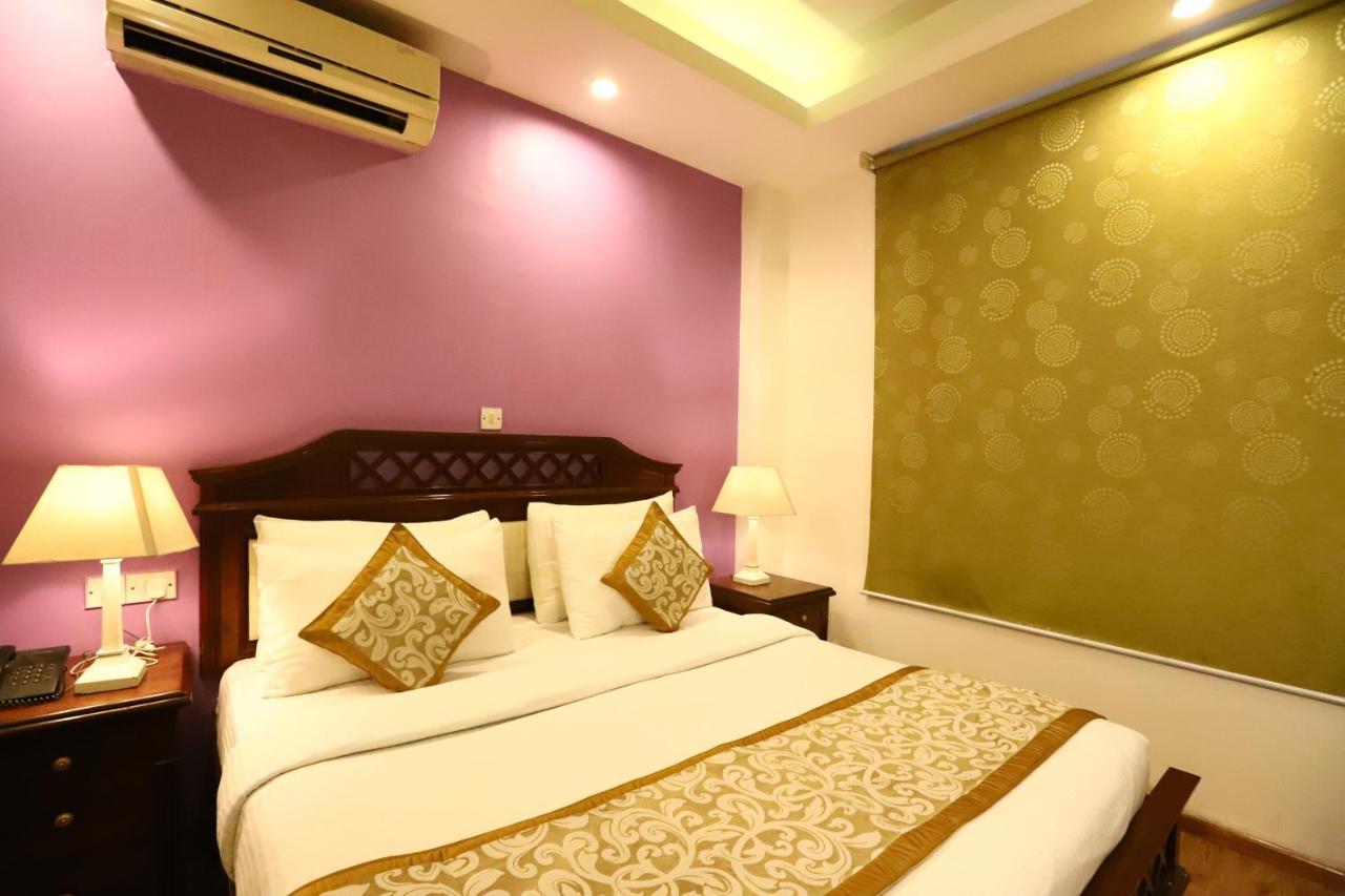 Hotel Ambica Palace Aiims New Delhi - Couple Friendly Local Id Accepted Bagian luar foto
